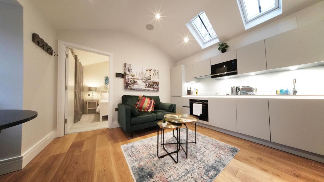 Trinity House By Ritual Stays St Albans Exteriör bild